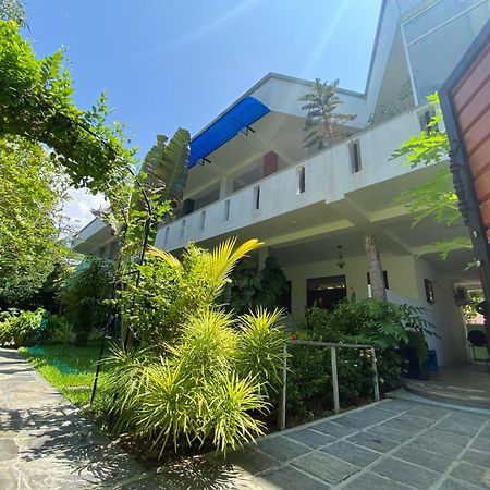 Araliya Suite Inn 히카두와 외부 사진