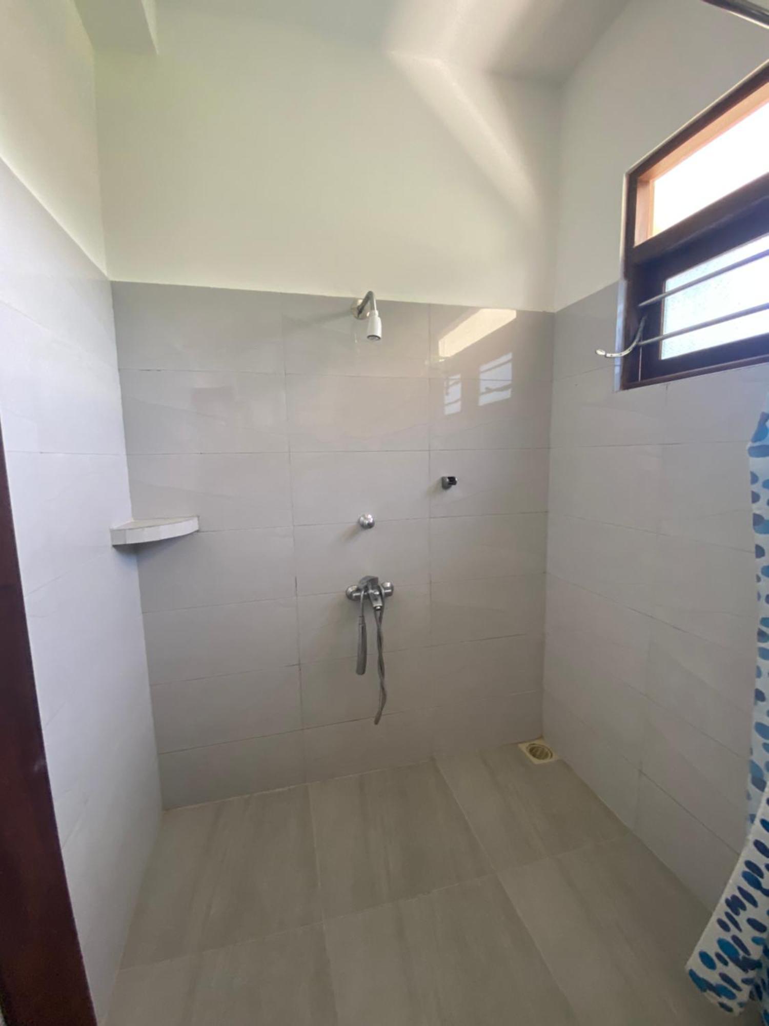 Araliya Suite Inn 히카두와 외부 사진