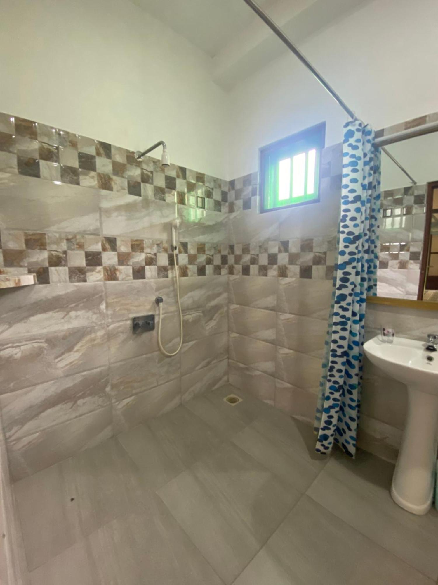 Araliya Suite Inn 히카두와 외부 사진