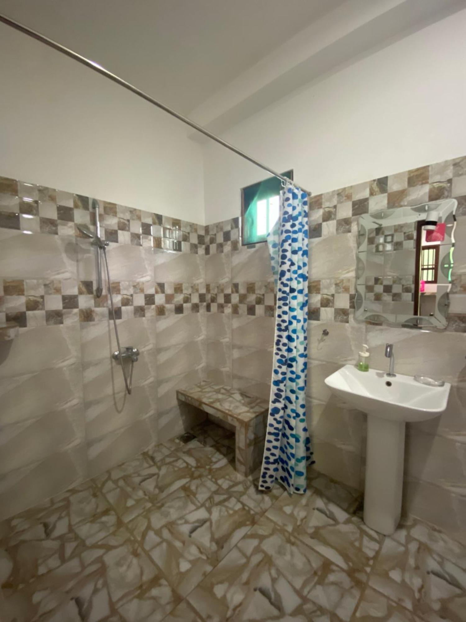 Araliya Suite Inn 히카두와 외부 사진