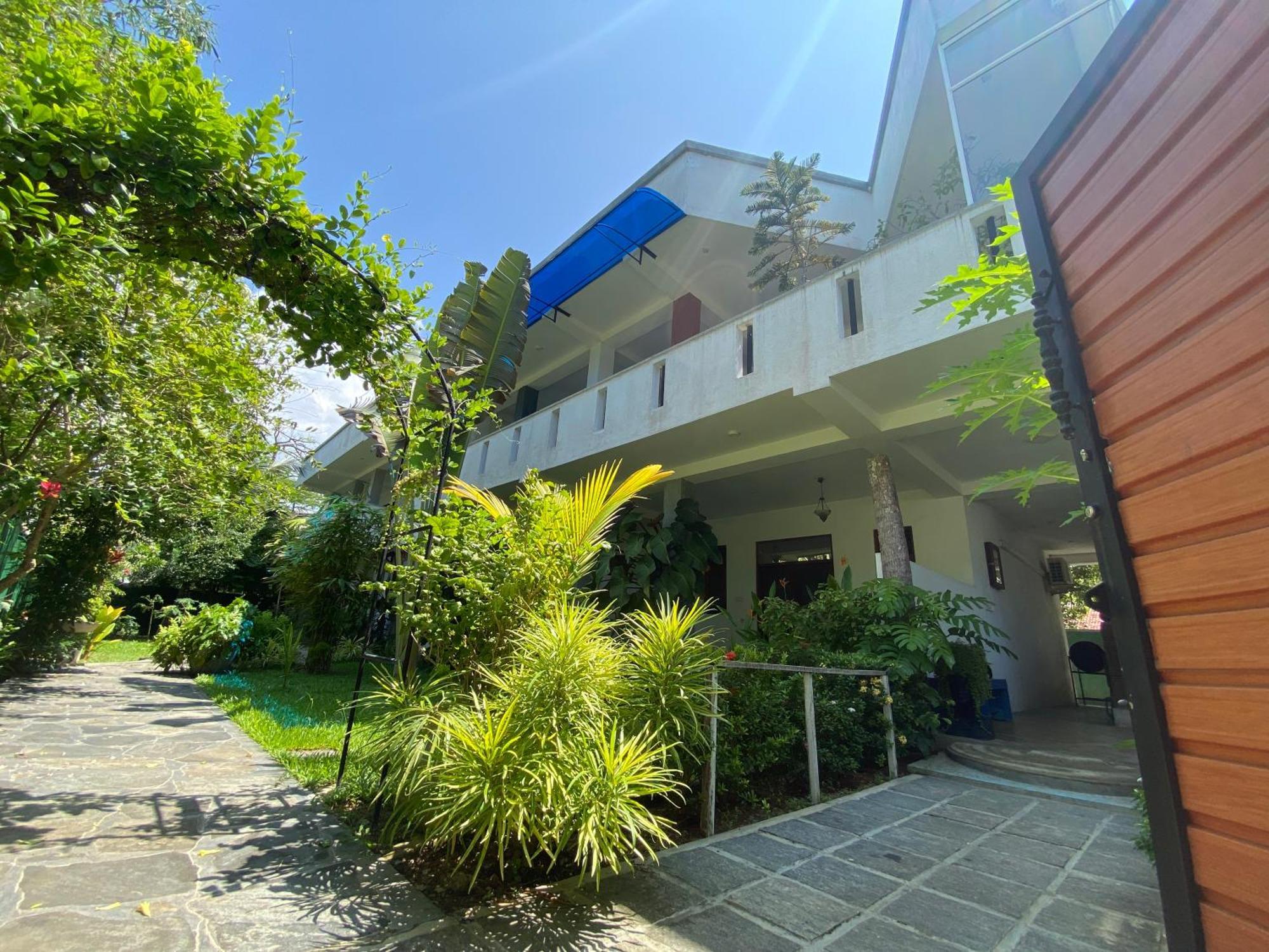 Araliya Suite Inn 히카두와 외부 사진